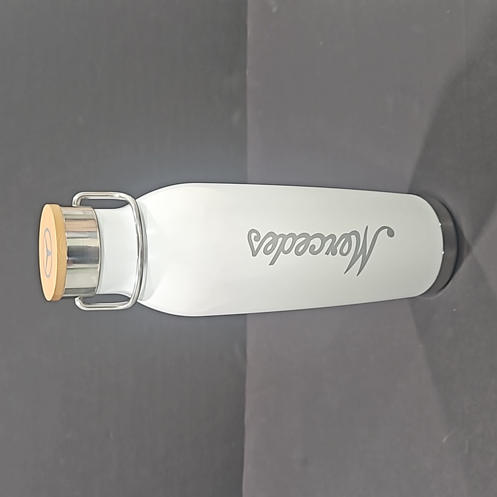 H2go Wave Water bottle from Mercedes